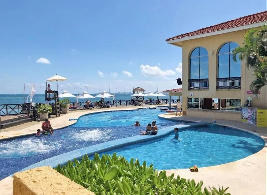 Punta Me Apartment Beach Front In The Hotel & Waterpark Cancun 0*,  Mexico
