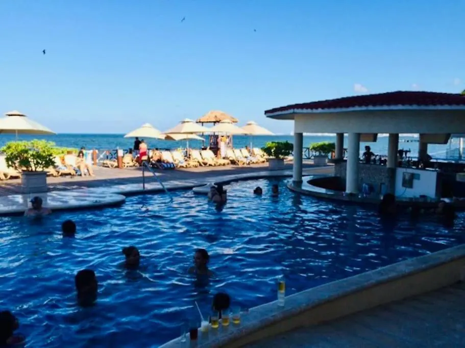 Punta Me Apartment Beach Front In The Hotel & Waterpark Cancun Mexico